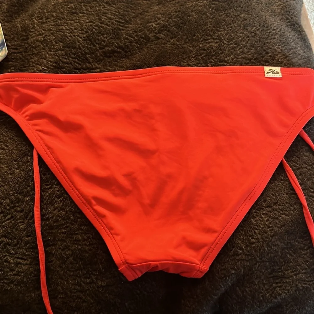 Hobie Push up bikini top and bikini bottoms - Picture 6 of 7